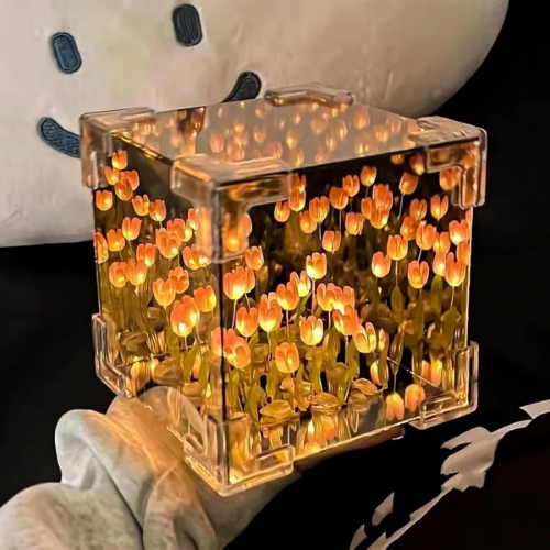 Cube Tulip Night Lamp